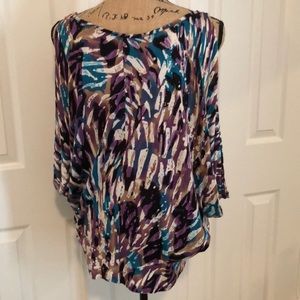 CHARLOTTE RUSSE OVERSIZED TOP